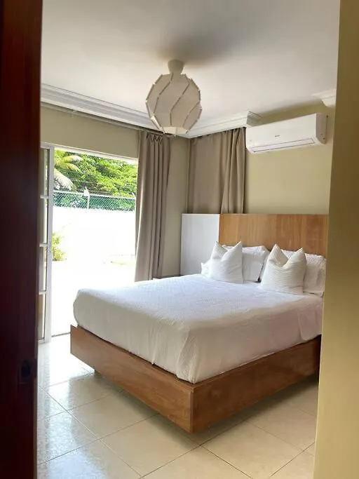 Дом отдыха Hermosa Casa Frente Al Mar Пуэрто-Плата